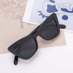 Intellilens | Branded Latest and Stylish Sunglasses | 100% UV Protected | Light Weight, Durable, Premium Looks | Women | Black Lenses | Kendall Jenner Sunglasses | Medium